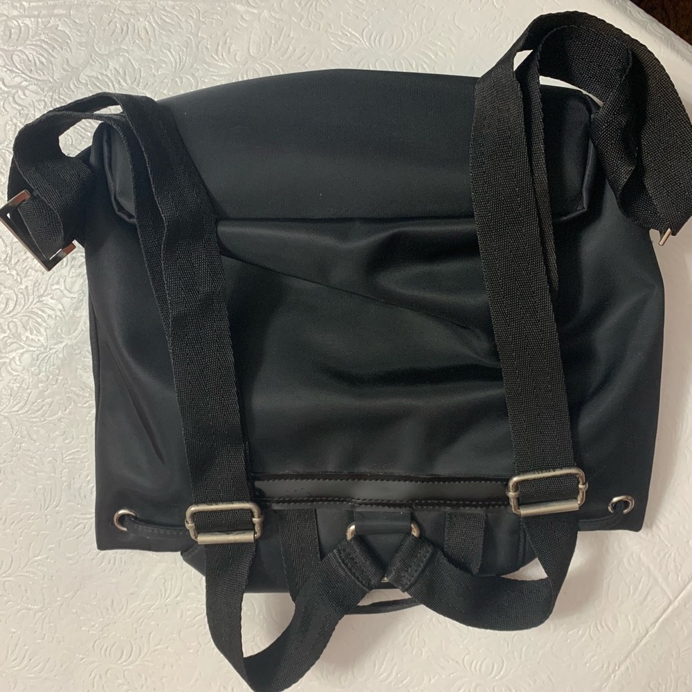 Bebe Backpack - Picture 3 of 3